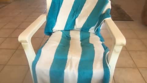 Hola online show from March 10, 9:21 pm