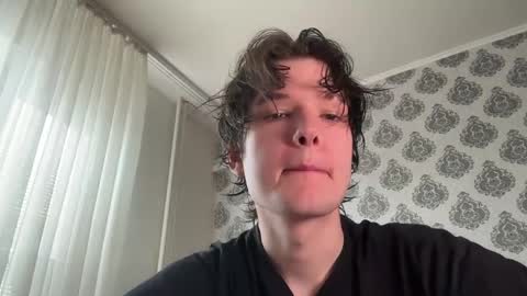 Tomas online show from April 2, 7:05 am