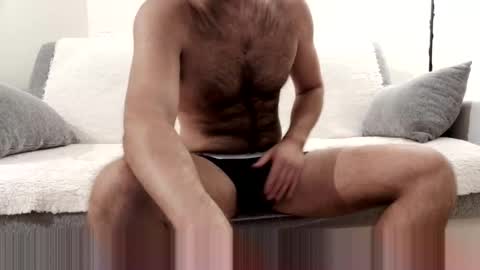 tomgas02 online show from September 9, 7:02 pm