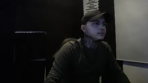 tommmycortez online show from October 25, 3:19 am