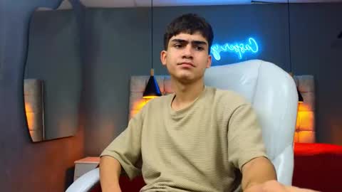 Tommy  online show from February 26, 7:09 am