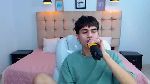 Tommy  online show from January 14, 6:02 am