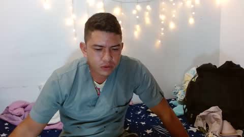 tommy_2456 online show from December 9, 11:41 pm