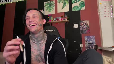 Tommy and Katana online show from December 29, 5:22 pm