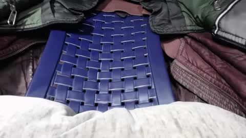   Thomas    online show from January 10, 2:02 pm