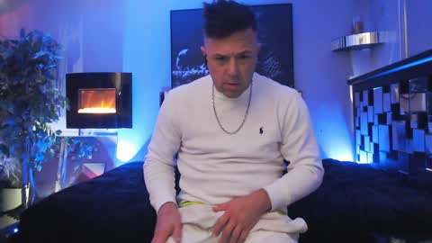 Tommy online show from December 15, 10:07 am