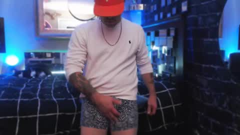 Tommy online show from November 14, 2:37 am