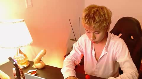 Tommy Foxboy online show from December 18, 2:49 pm