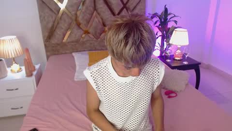 Tommy Foxboy online show from December 2, 2:50 pm