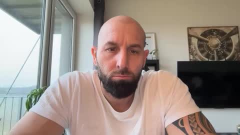 Thomas Fit online show from December 17, 12:01 pm