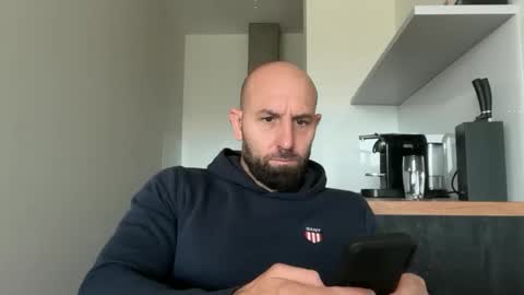 Thomas Fit online show from September 25, 8:57 am