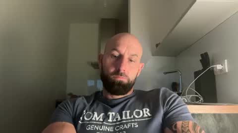 Thomas Fit online show from September 14, 5:48 pm