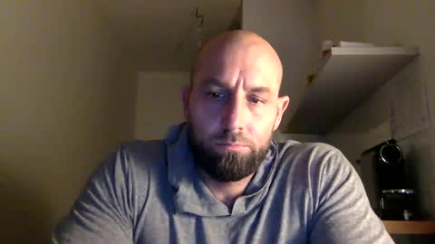 Thomas Fit online show from December 10, 9:43 pm