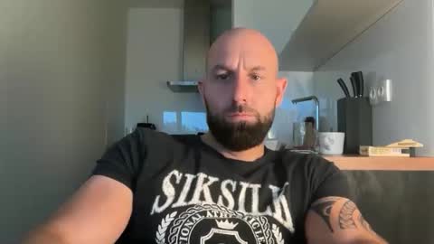 Thomas Fit online show from September 10, 4:27 pm