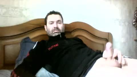 Snapshot of tonio1972 chatting on December 30, 9:37 am tonio1972 online show from December 30, 9:37 am