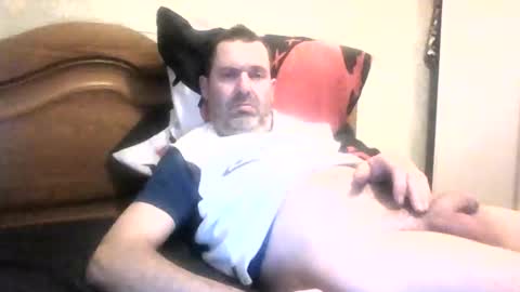 Snapshot of tonio1972 chatting on December 5, 7:29 pm tonio1972 online show from December 5, 7:29 pm