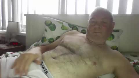 tony14712 online show from December 17, 9:16 am