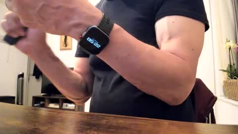 tony20250 online show from October 9, 8:58 pm