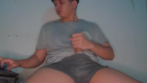 tony_marz online show from June 19, 4:07 am