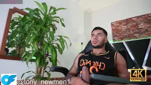 tony online show from December 19, 2:02 pm