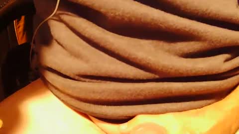 Snapshot of tonydi60 chatting on October 9, 10:47 pm tonydi60 online show from October 9, 10:47 pm