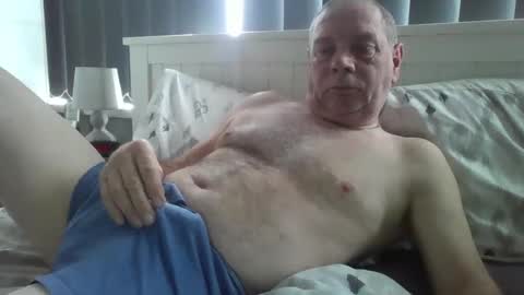 tonygib1962 online show from April 18, 11:22 am