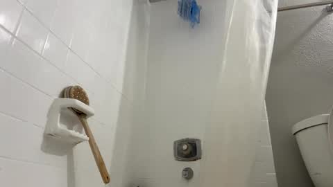 tonymontana10863088 online show from October 7, 2:37 am