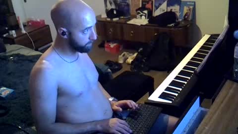 tootsybird69 online show from June 17, 9:05 pm