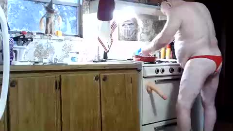 Snapshot of tootyrooty chatting on October 27, 1:57 pm tootyrooty online show from October 27, 1:57 pm