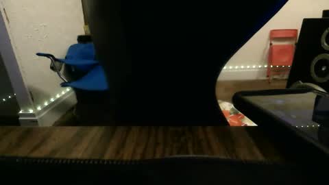 topplesstable18075 online show from January 7, 6:40 am