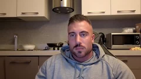 toro_arrapato online show from December 4, 6:15 pm