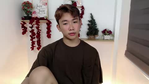 Snapshot of totalbabe1x chatting on January 27, 12:16 pm totalbabe1x online show from January 27, 12:16 pm