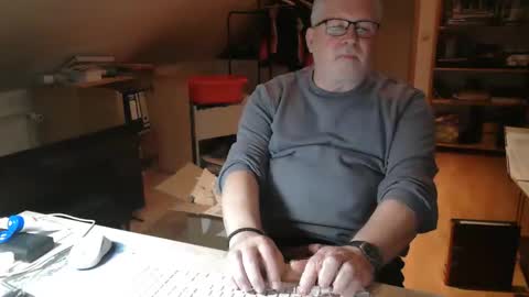 toto758 online show from October 9, 9:09 pm