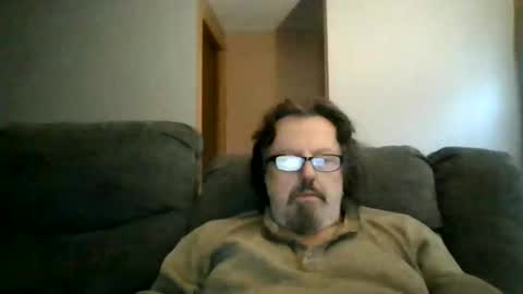 Snapshot of touchit9923 chatting on October 14, 12:01 pm jim online show from October 14, 12:01 pm