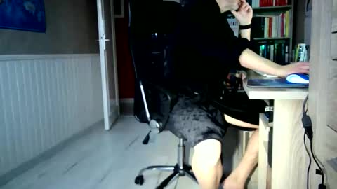 toutim6163 online show from November 26, 7:55 am