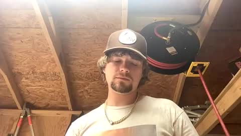 treeman817 online show from April 20, 5:37 pm