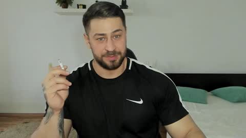 Trent online show from December 3, 9:42 am