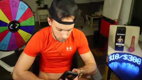 Snapshot of troy_greenxo chatting on February 8, 4:03 am Troy Green online show from February 8, 4:03 am