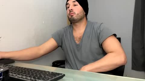 Stimulation make me Cum in Public or in Pvt   online show from December 5, 5:04 am