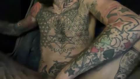 Tuhands online show from November 4, 7:53 am