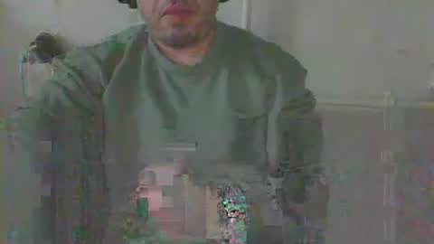 Snapshot of turkishdaddy34 chatting on March 7, 9:27 pm turkishdaddy34 online show from March 7, 9:27 pm
