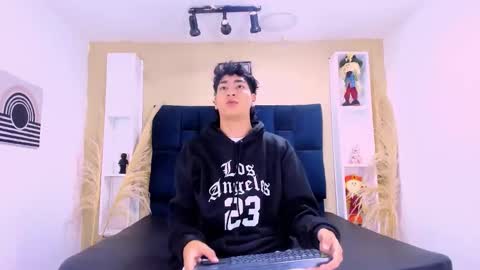 samu online show from October 3, 12:10 pm