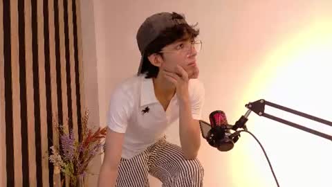 Sebastin online show from August 5, 7:08 pm