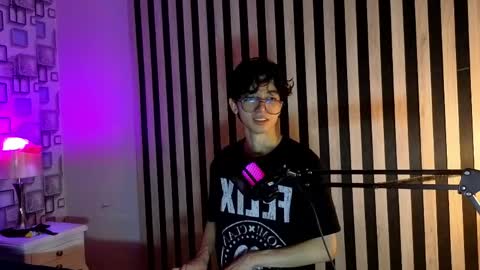Sebastin online show from April 22, 12:21 pm
