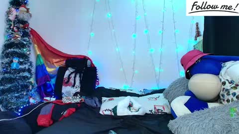 Snapshot of twink_sebas_ chatting on December 24, 3:58 pm Bad boy sebastian online show from December 24, 3:58 pm