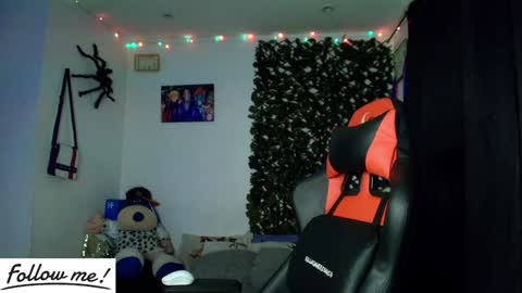 Snapshot of twink_sebas_ chatting on January 30, 4:27 am Bad boy sebastian online show from January 30, 4:27 am