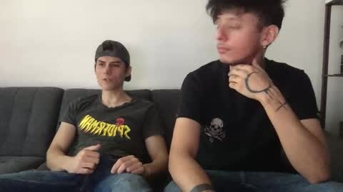 Derrick online show from January 9, 6:46 pm