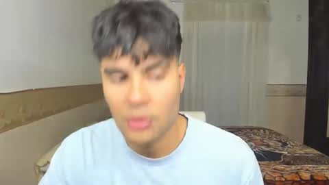 twinkwolf2 online show from February 19, 12:51 am