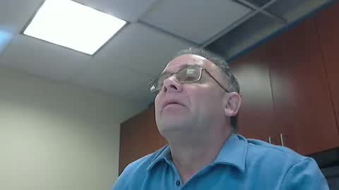 Twopeopleinlove online show from March 2, 4:03 pm