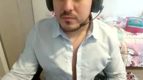 Tyleniel online show from April 10, 7:32 pm